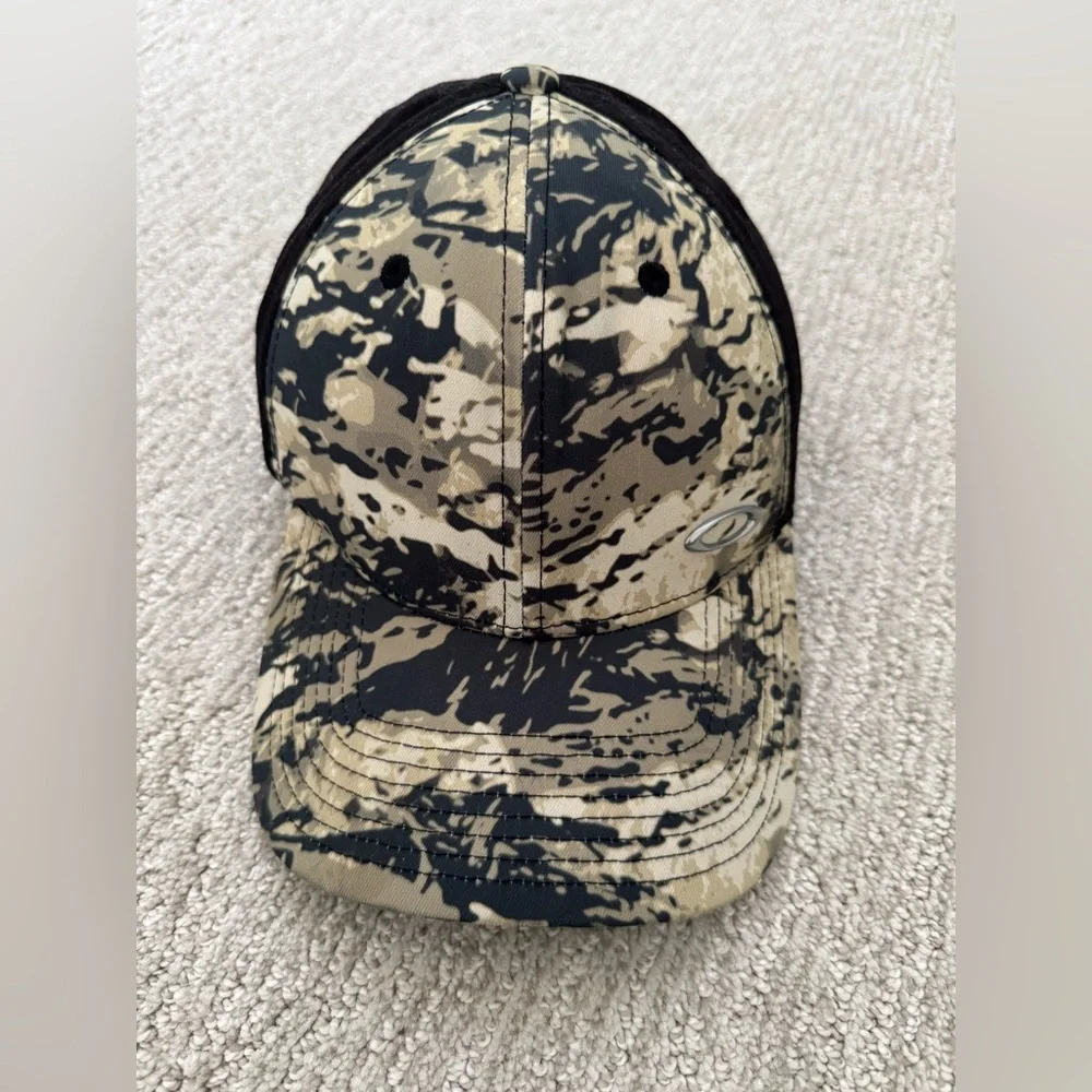 Oakley Camo Hunting Hat Tin Foil II SHINE Green/Black FlexFit Cap L/XL